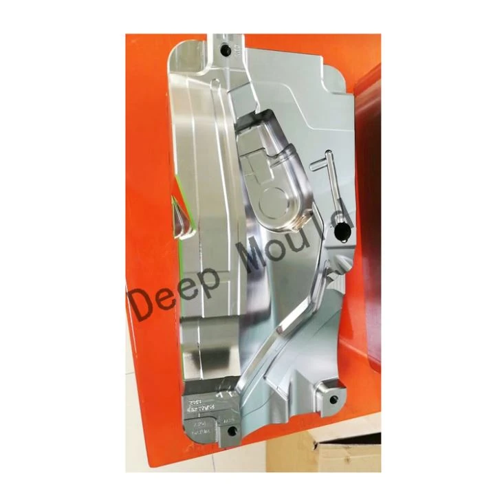 Mercedes-Benz Automotive Mold